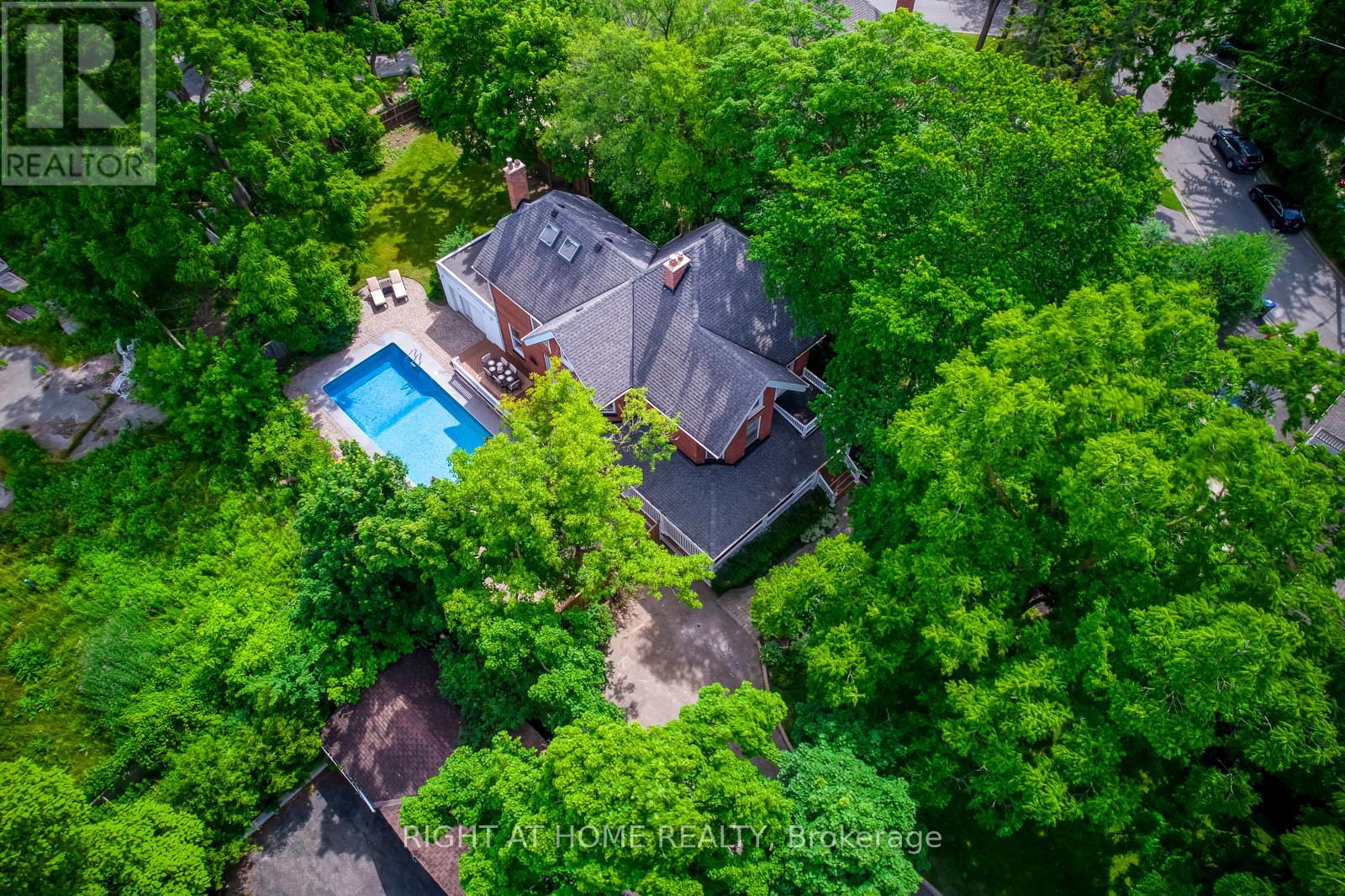 118 Main Street S, Brampton, Ontario  L6W 2C8 - Photo 2 - W13013104