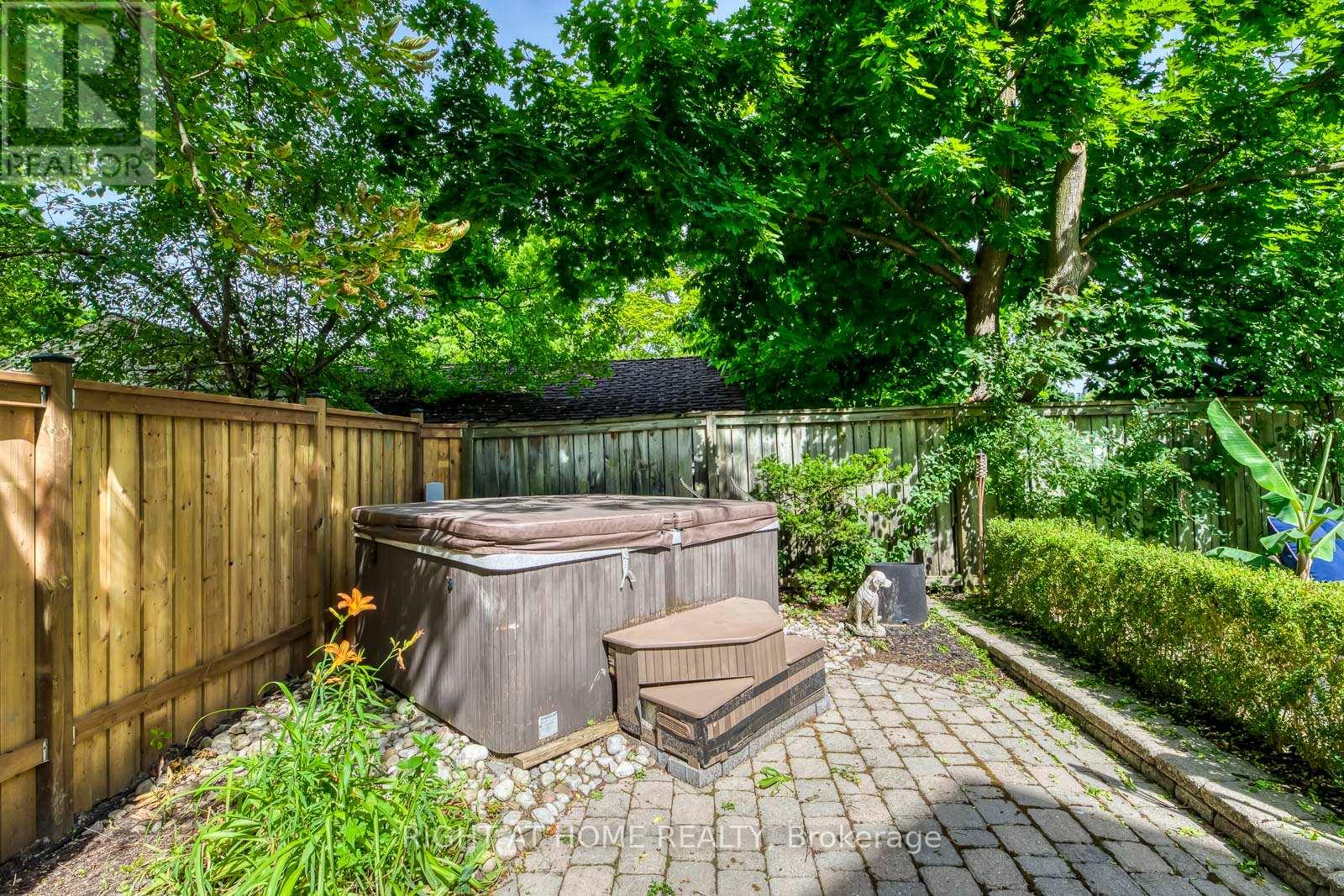 118 Main Street S, Brampton, Ontario  L6W 2C8 - Photo 36 - W13013104