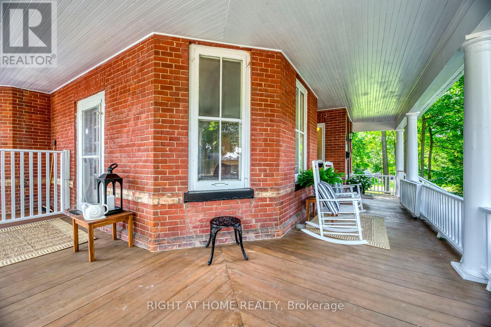 118 Main Street S, Brampton, Ontario  L6W 2C8 - Photo 9 - W13013104