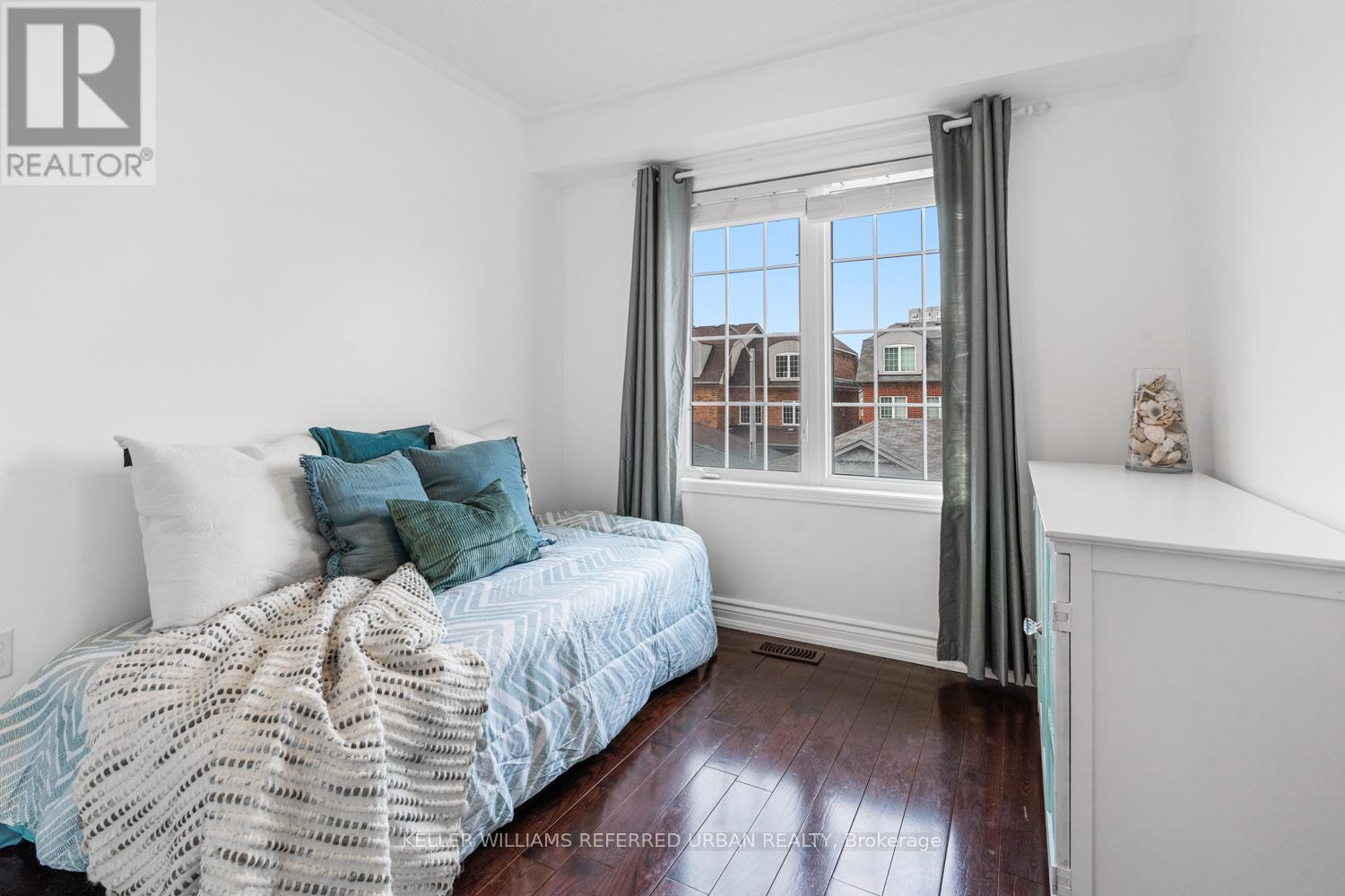 26 Abraham Welsh Road, Toronto, Ontario  M9M 0B7 - Photo 28 - W13013160