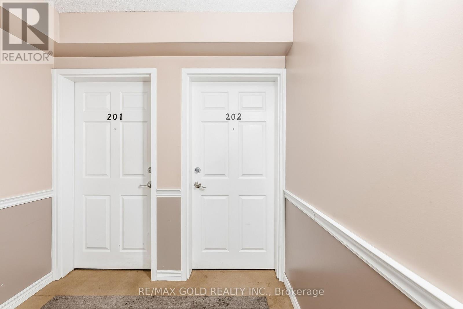 202 - 1340 MAIN STREET E, milton (de dempsey), Ontario