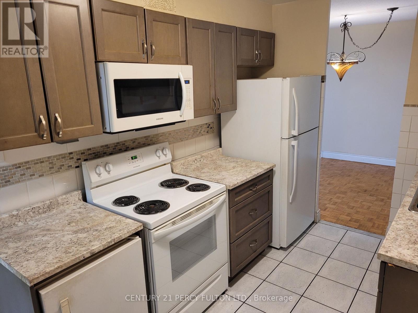 1707 - 2645 Kipling Avenue, Toronto (Mount Olive-Silverstone-Jamestown), Ontario  M9V 3S6 - Photo 10 - W13013168