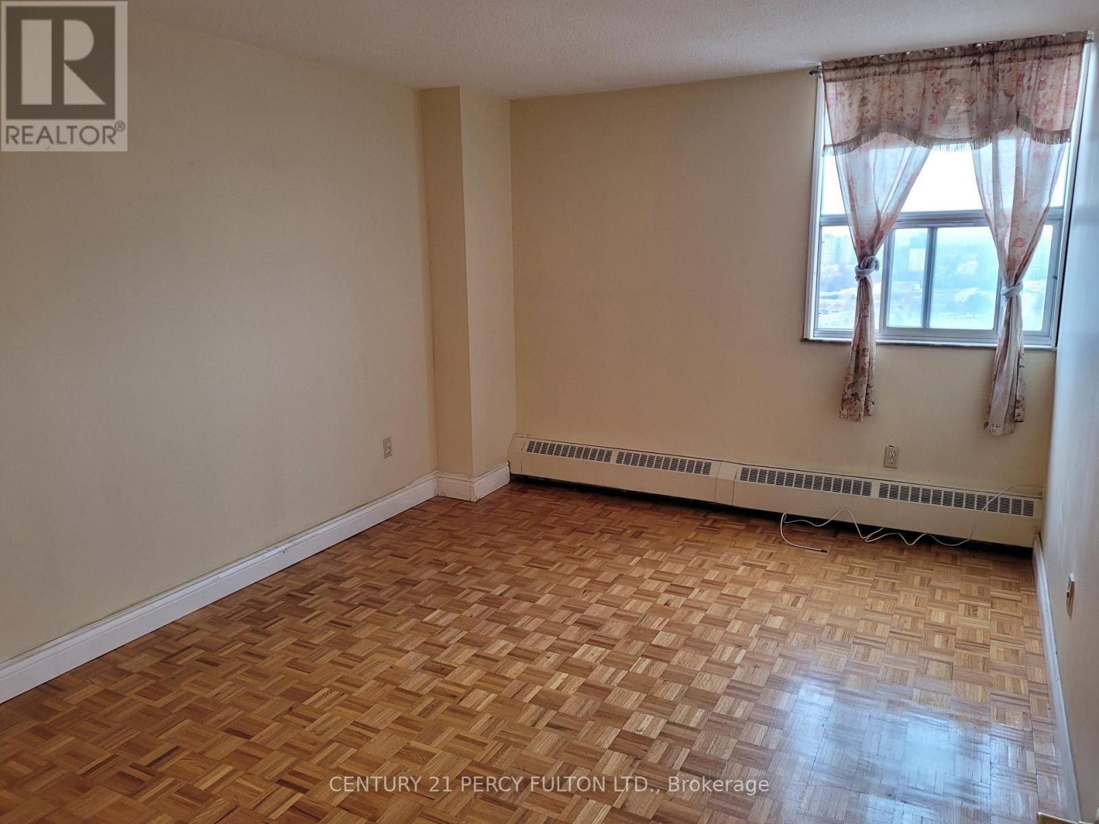 1707 - 2645 Kipling Avenue, Toronto (Mount Olive-Silverstone-Jamestown), Ontario  M9V 3S6 - Photo 3 - W13013168