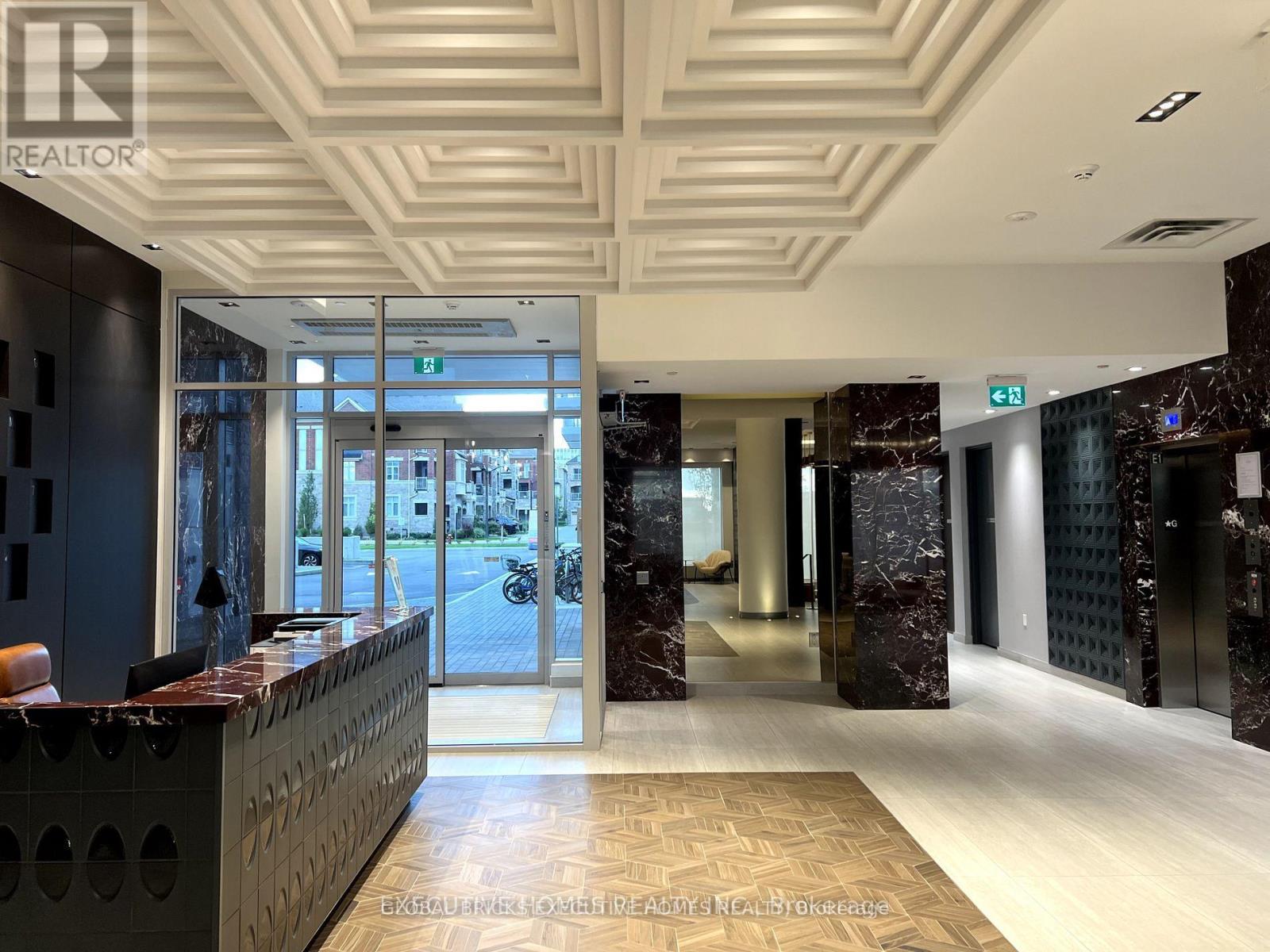 427 - 412 Silver Maple Road, Oakville, Ontario  L6H 7X8 - Photo 4 - W13013206