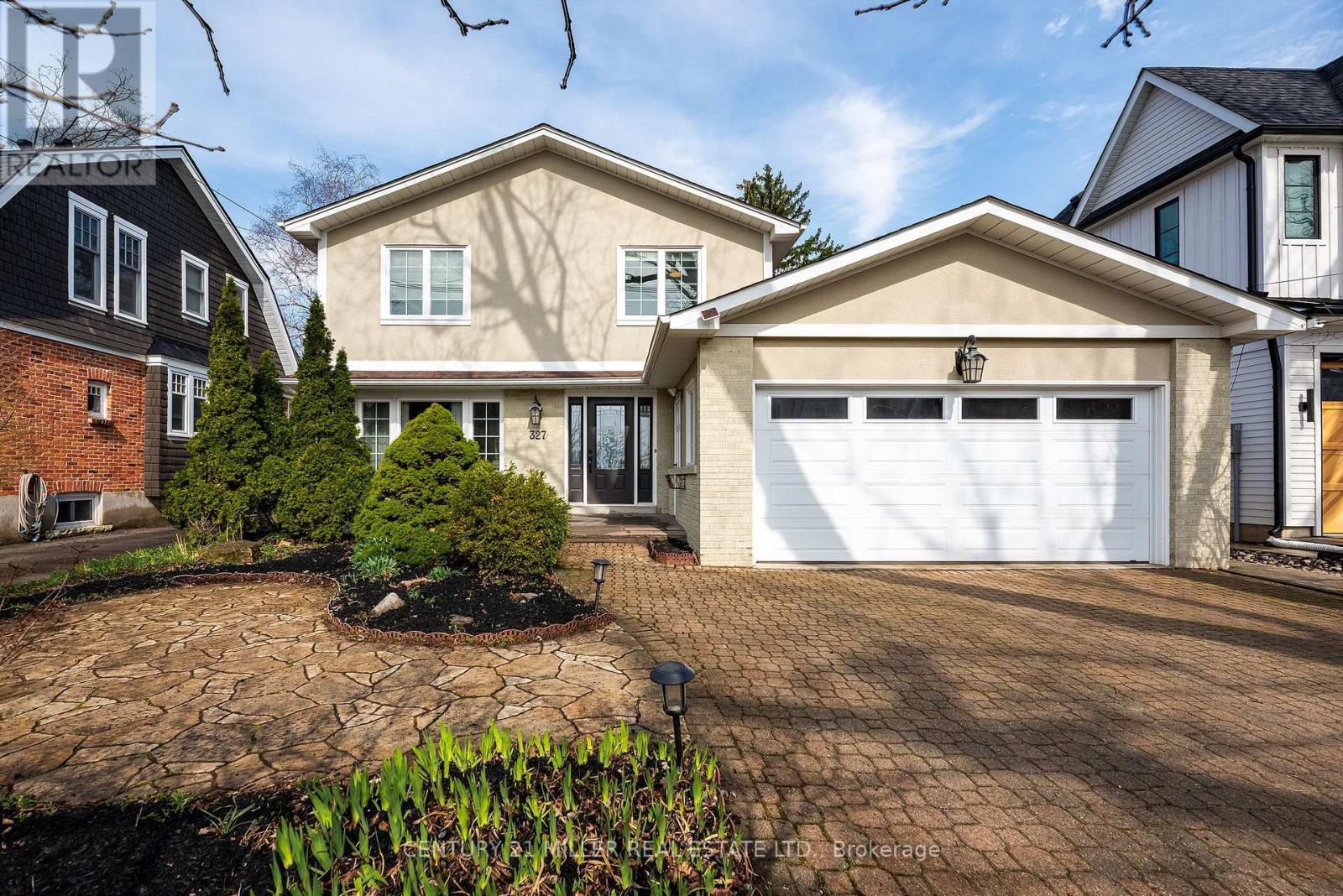 327 MACDONALD ROAD, oakville (oo old oakville), Ontario