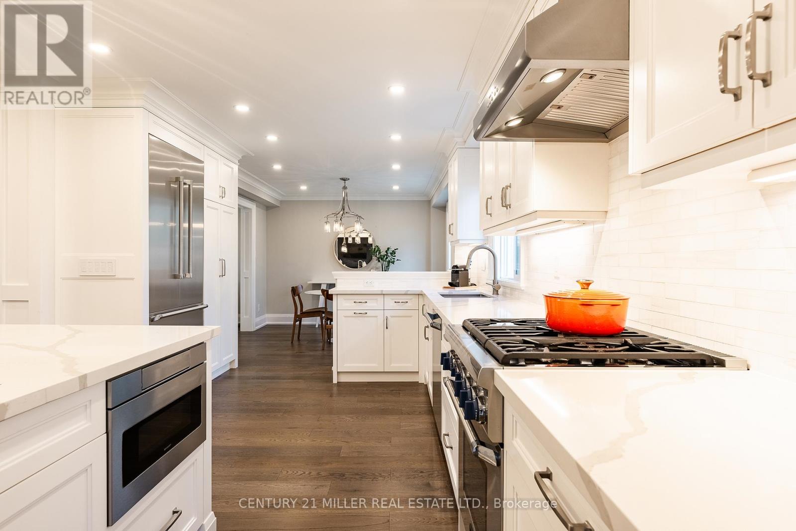 327 Macdonald Road, Oakville, Ontario  L6J 2A8 - Photo 10 - W13013268