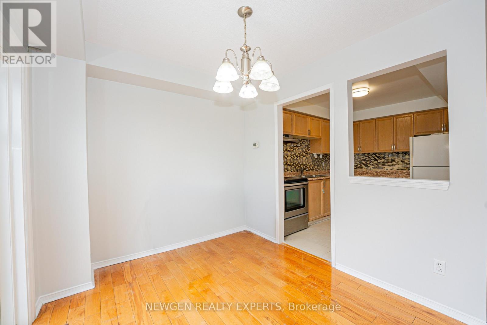 68 Wickstead Court, Brampton, Ontario  L6R 1N8 - Photo 11 - W13013270