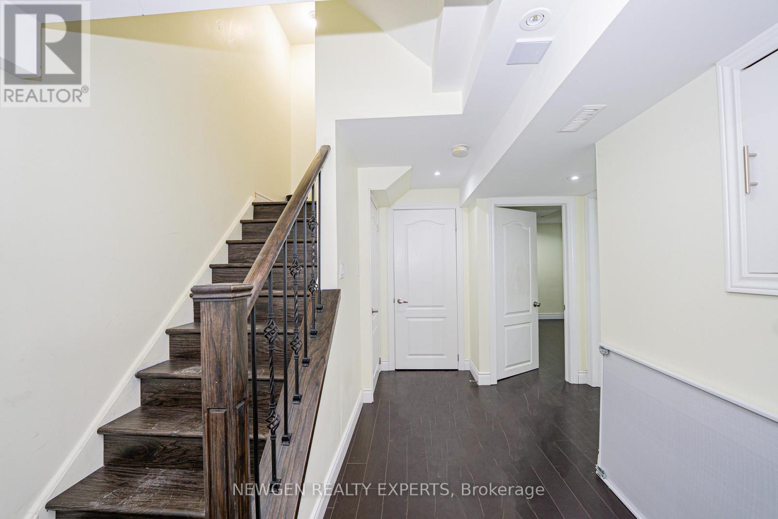 68 Wickstead Court, Brampton, Ontario  L6R 1N8 - Photo 33 - W13013270