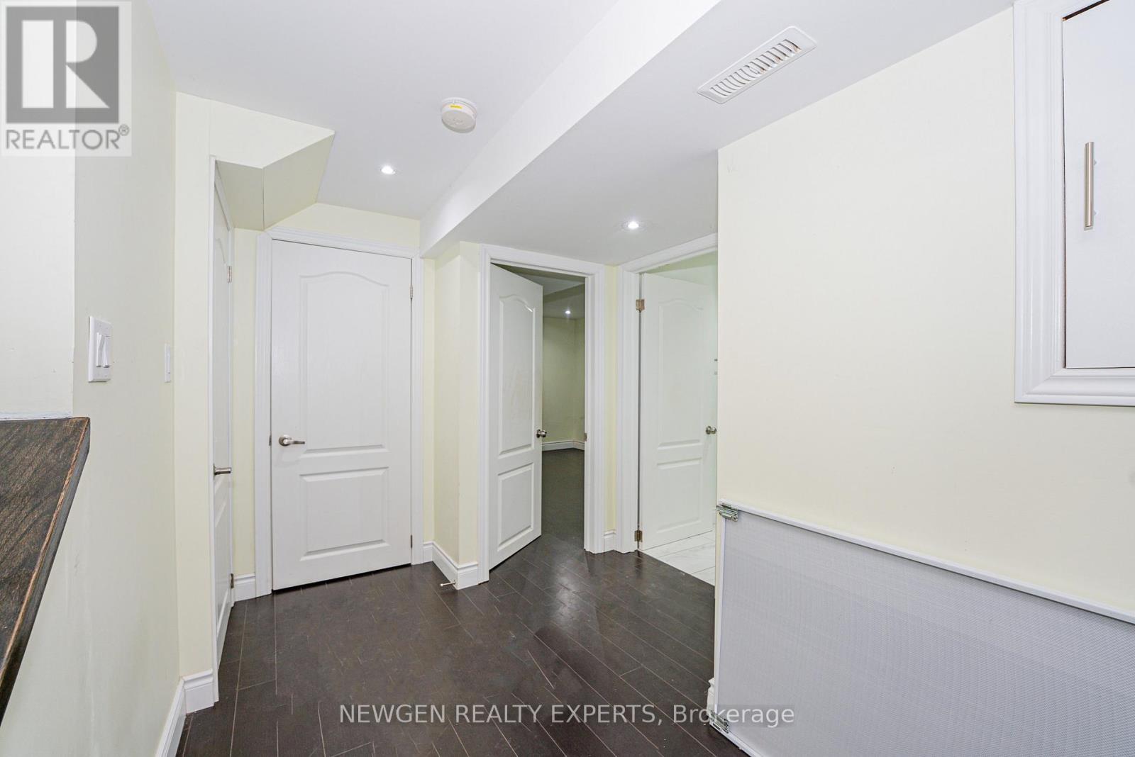 68 Wickstead Court, Brampton, Ontario  L6R 1N8 - Photo 34 - W13013270