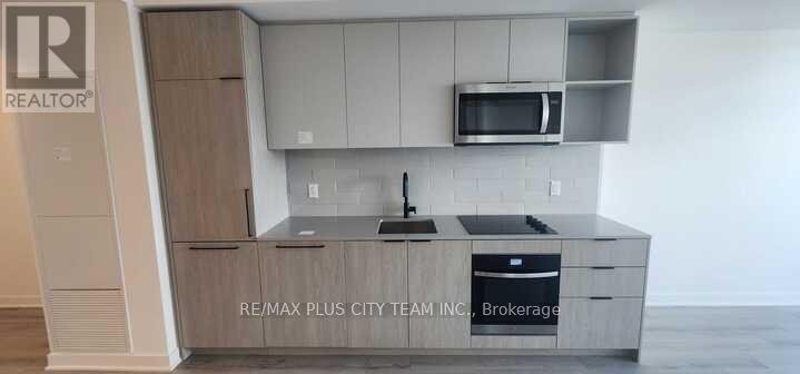 523 - 1185 Dupont Street, Toronto, Ontario  M6H 0G5 - Photo 4 - W13013280