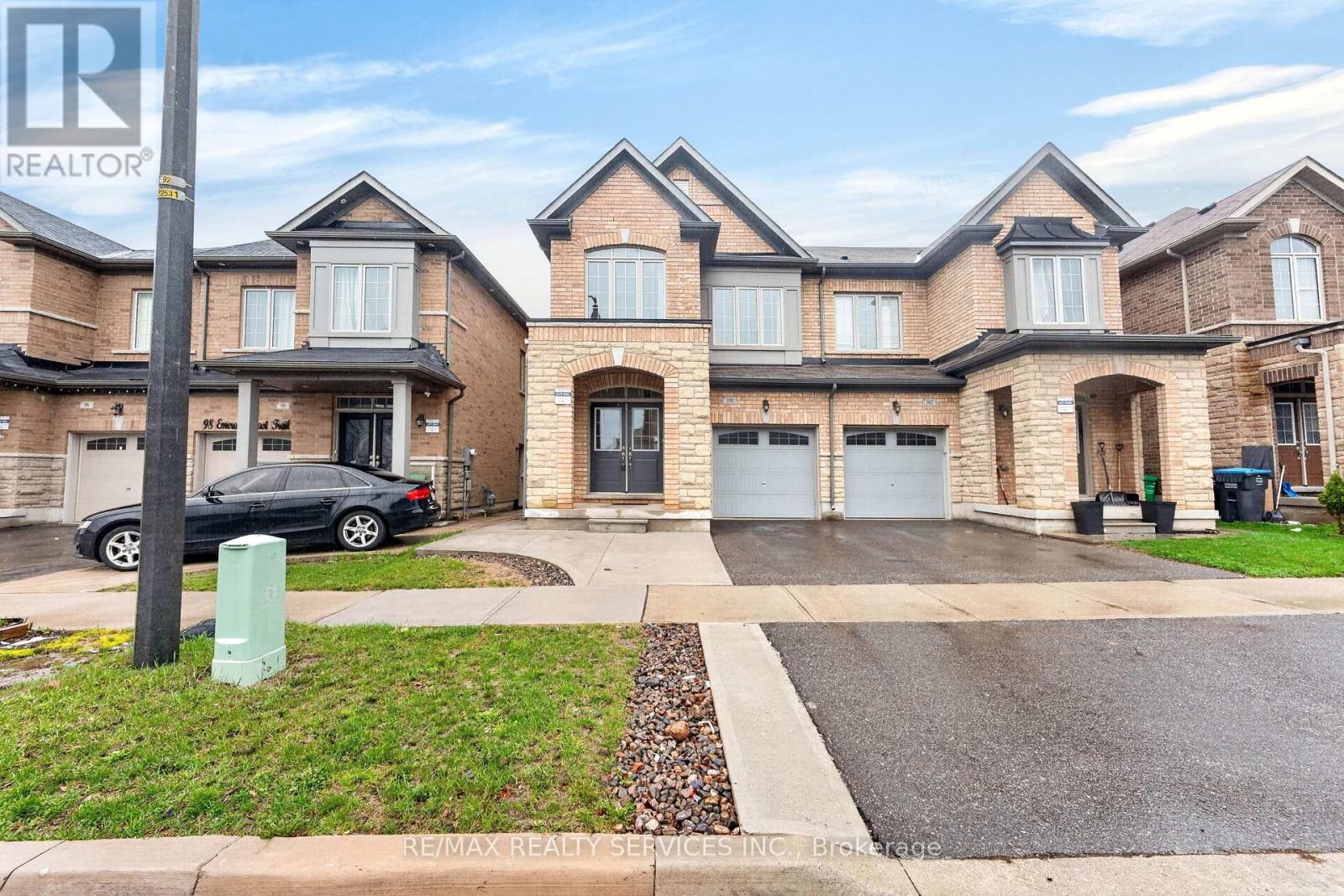 100 Emerald Coast Trail, Brampton, Ontario  L7A 5A7 - Photo 3 - W13013312