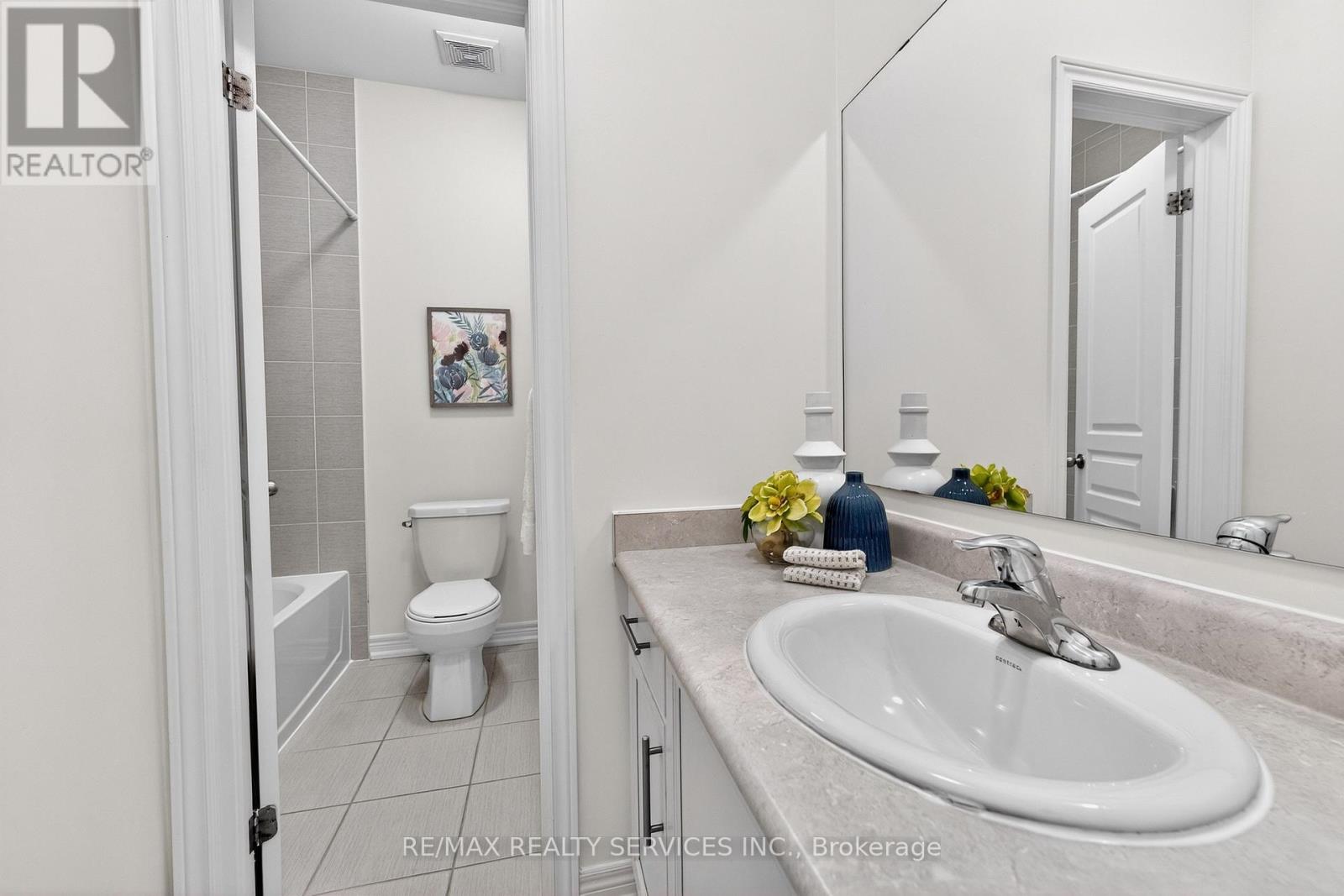 100 Emerald Coast Trail, Brampton, Ontario  L7A 5A7 - Photo 34 - W13013312