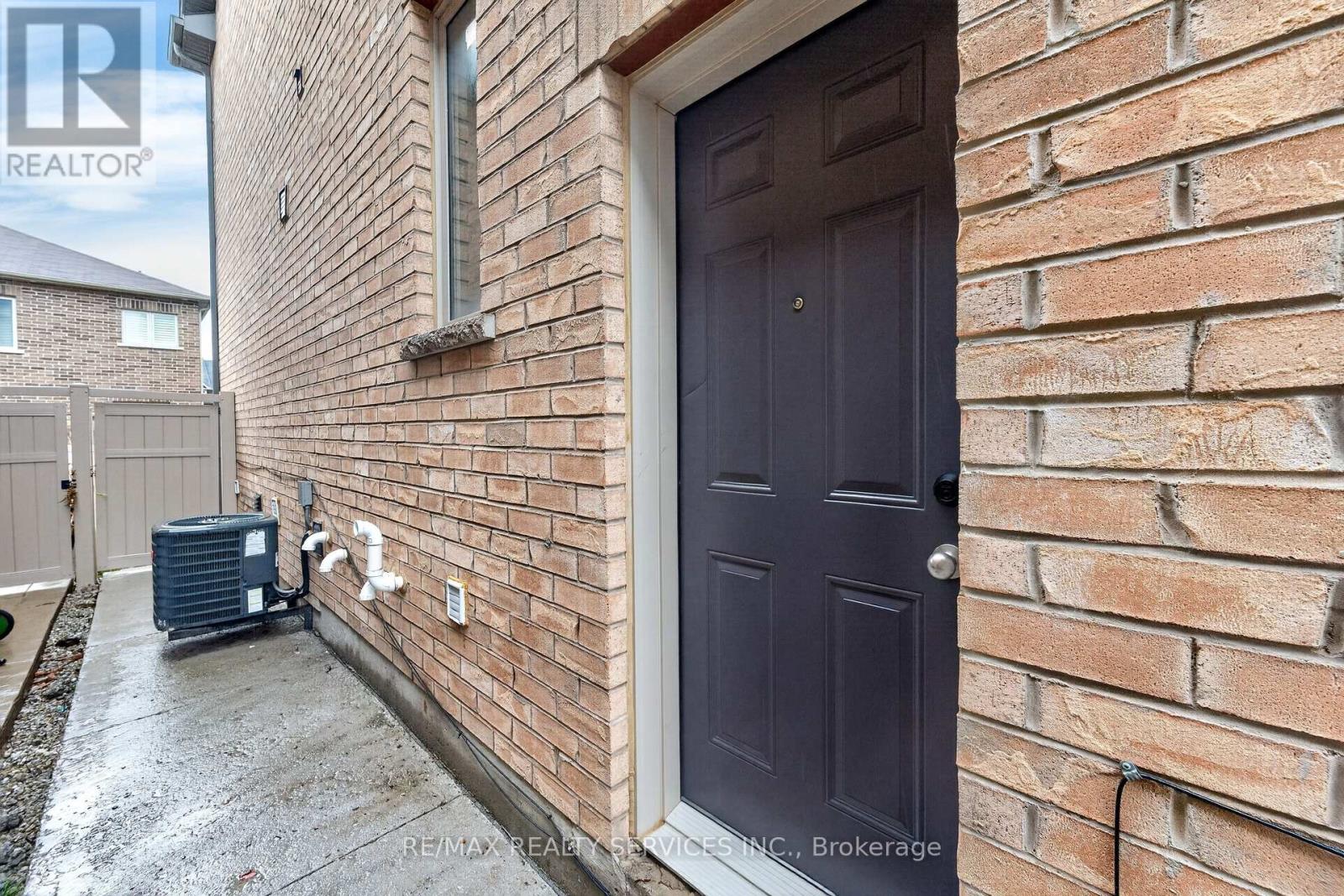 100 Emerald Coast Trail, Brampton, Ontario  L7A 5A7 - Photo 37 - W13013312