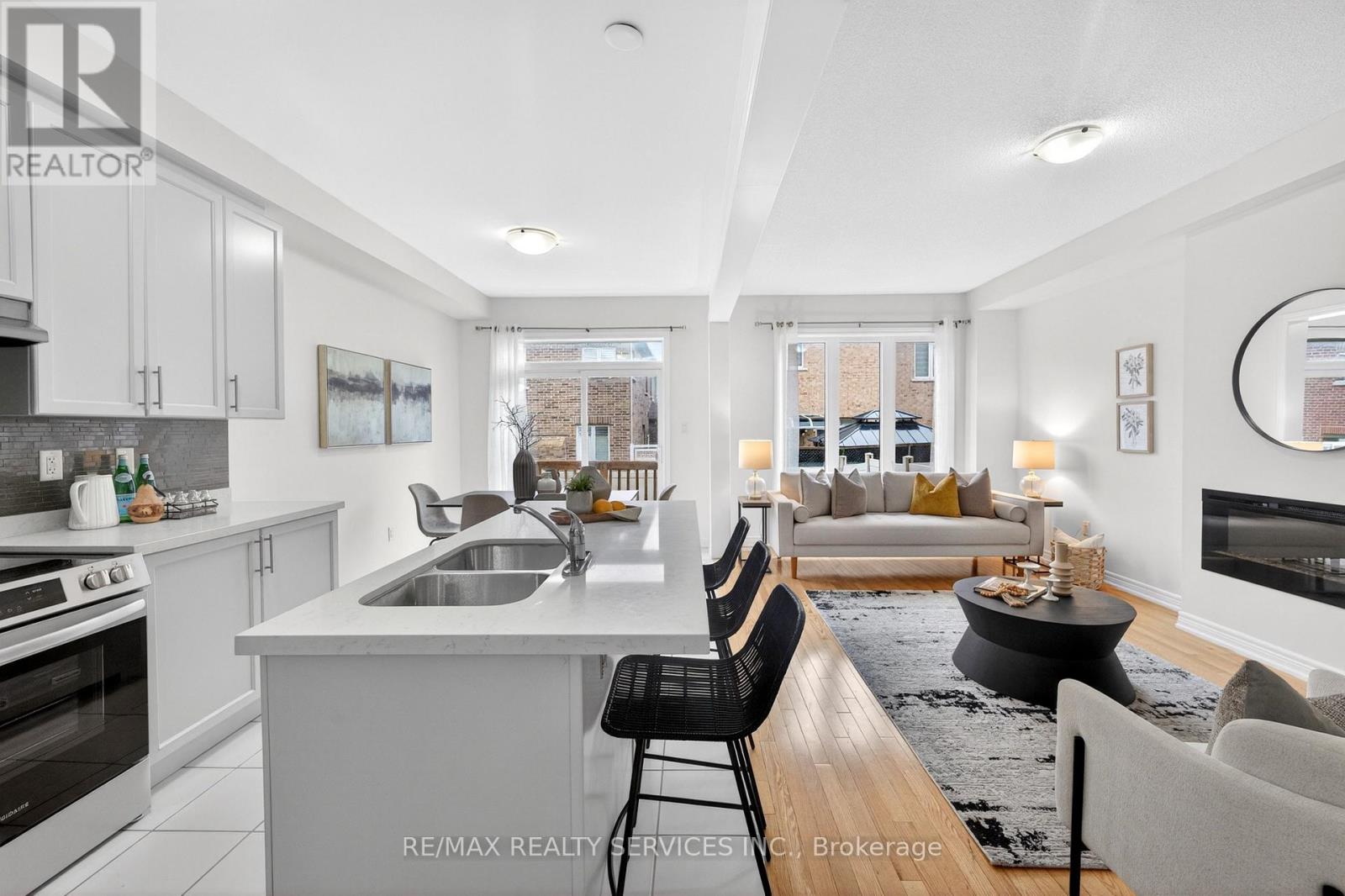 100 Emerald Coast Trail, Brampton, Ontario  L7A 5A7 - Photo 6 - W13013312