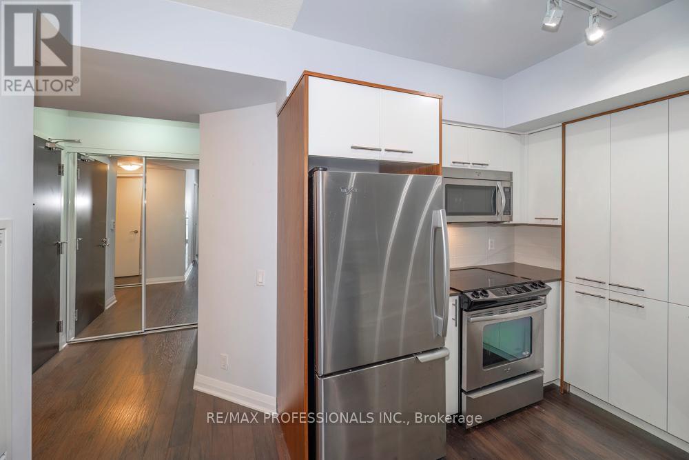 1301 - 5 Valhalla Inn Road, Toronto, Ontario  M9B 1S9 - Photo 10 - W13013338