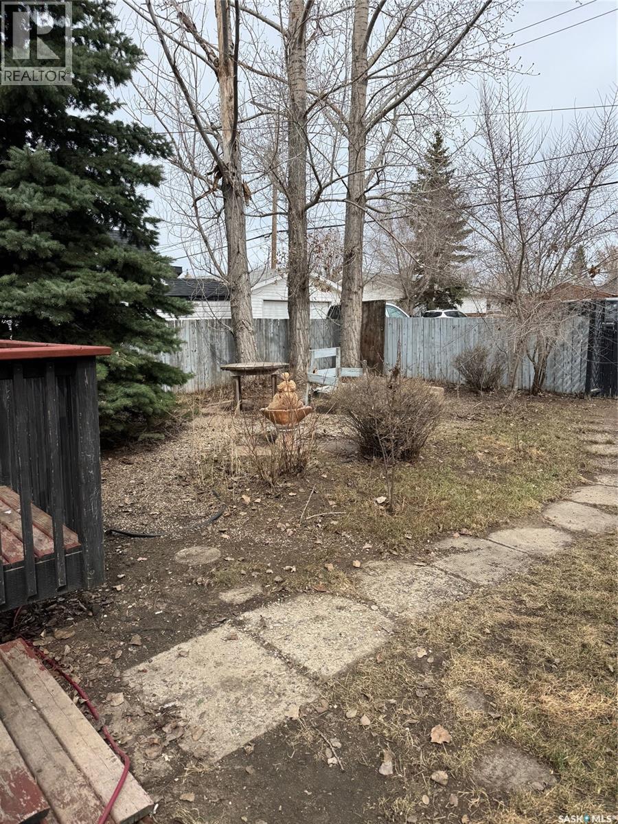 1509 Young Street, Estevan, Saskatchewan  S4A 0J5 - Photo 3 - SK033257