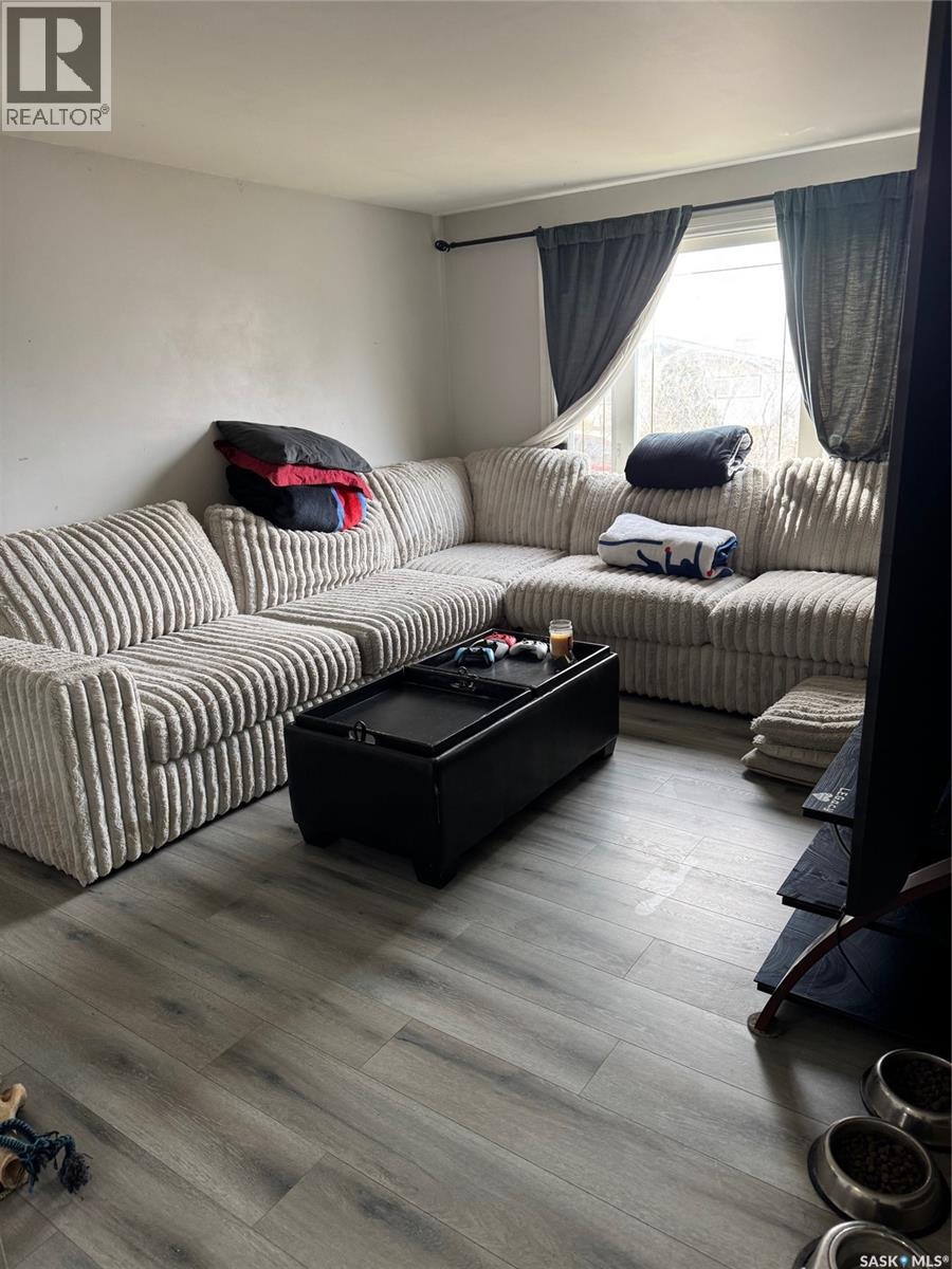 1509 Young Street, Estevan, Saskatchewan  S4A 0J5 - Photo 9 - SK033257