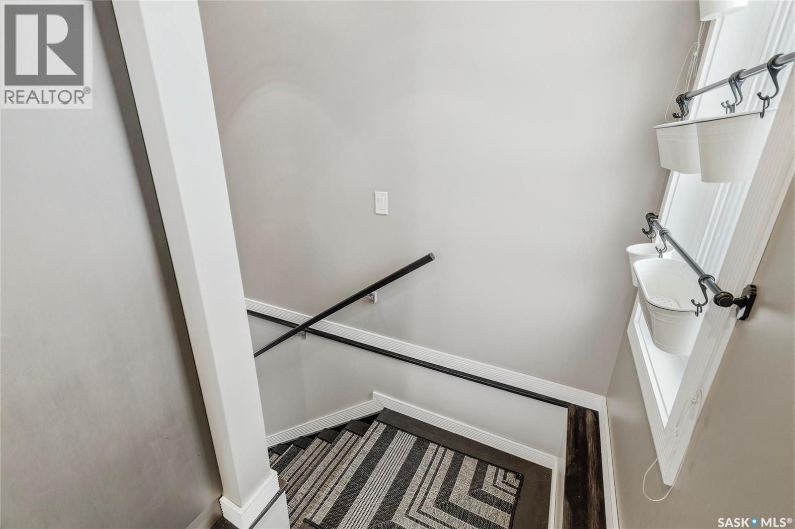 12 Secord Place, Regina, Saskatchewan  S4R 3T4 - Photo 25 - SK033244