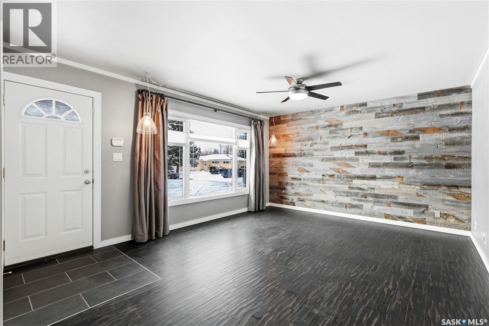 12 Secord Place, Regina, Saskatchewan  S4R 3T4 - Photo 6 - SK033244