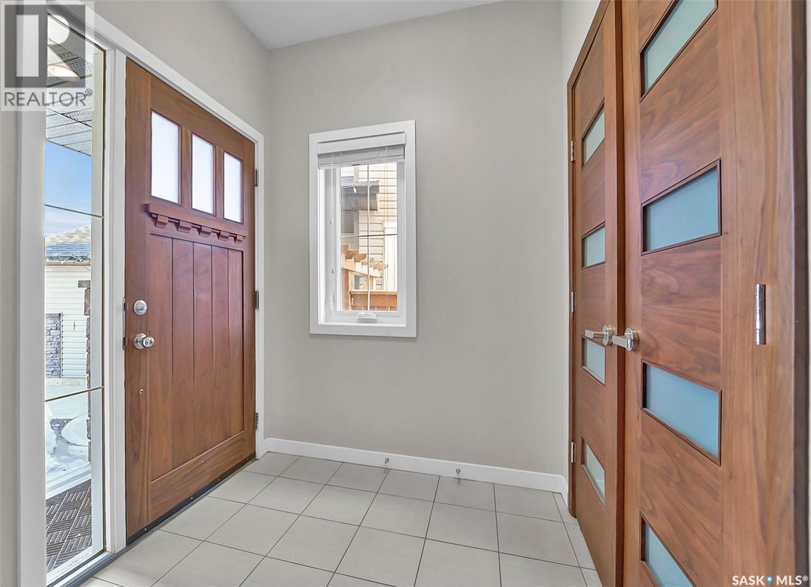 611 Pichler Crescent, Saskatoon, Saskatchewan  S7V 0G2 - Photo 5 - SK032927