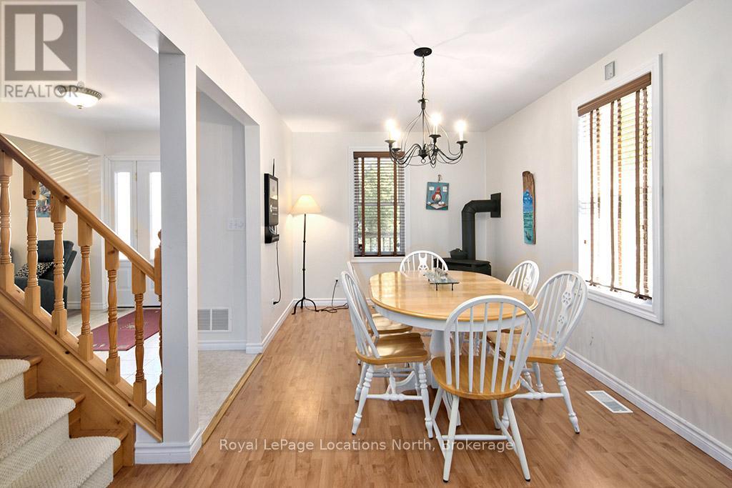 166 Raglan Street, Grey Highlands, Ontario  N0C 1E0 - Photo 11 - X12981244