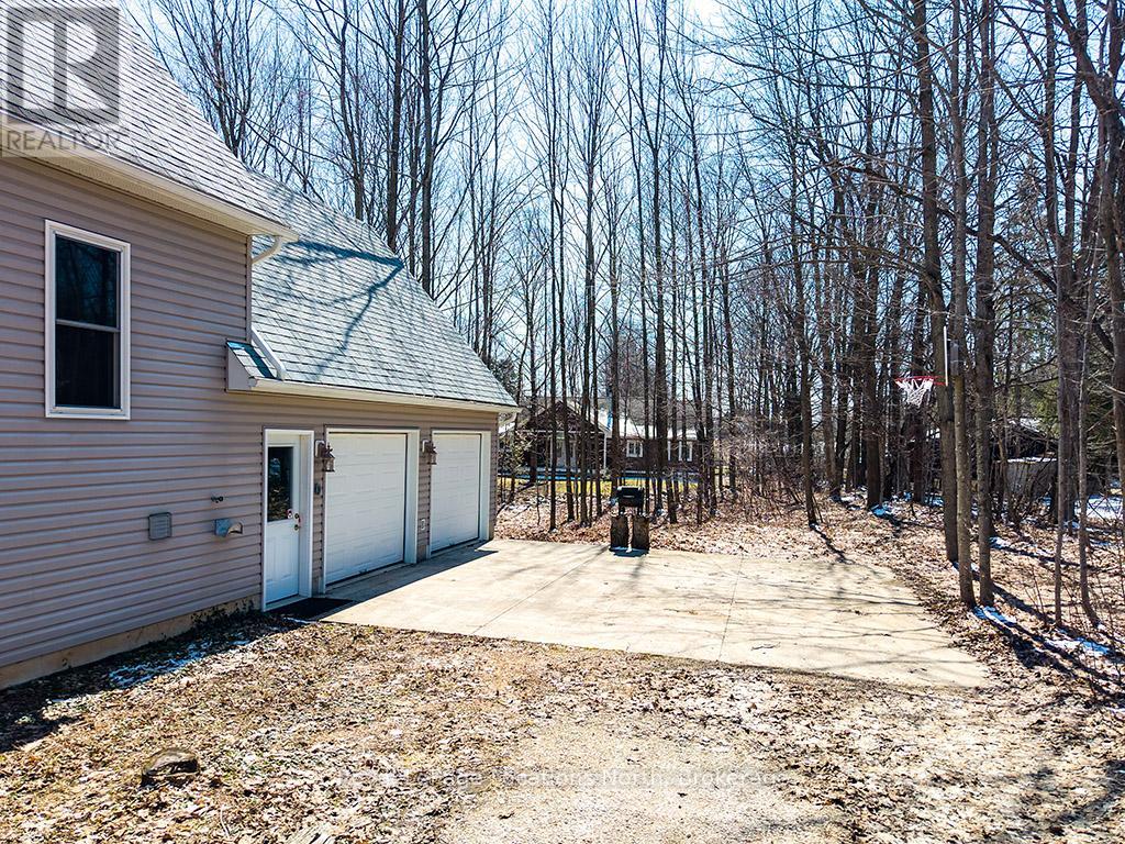 166 Raglan Street, Grey Highlands, Ontario  N0C 1E0 - Photo 36 - X12981244