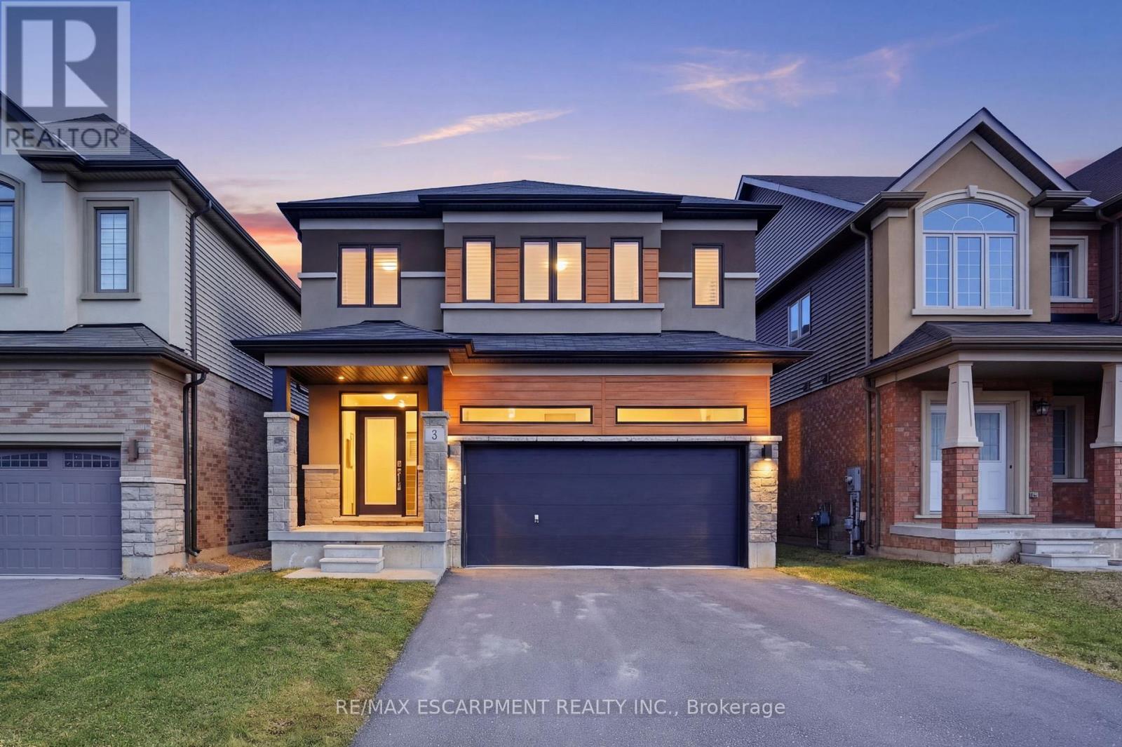 3 SLEETH STREET, brantford, Ontario