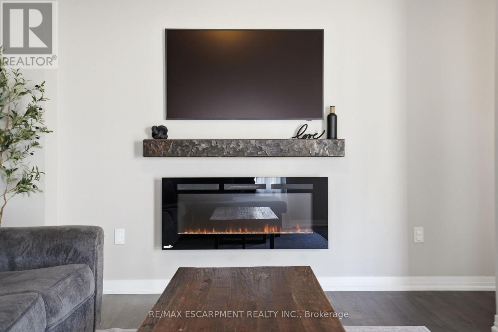 3 Sleeth Street, Brantford, Ontario  N3S 0J7 - Photo 11 - X13013186