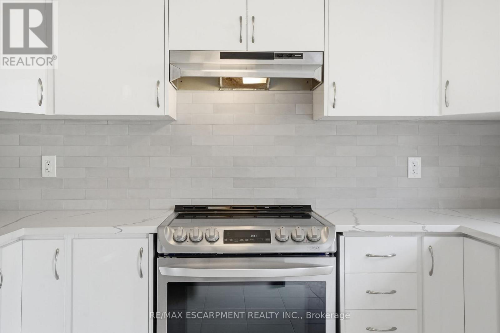 3 Sleeth Street, Brantford, Ontario  N3S 0J7 - Photo 15 - X13013186