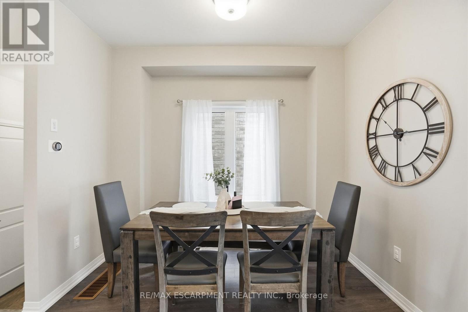 3 Sleeth Street, Brantford, Ontario  N3S 0J7 - Photo 6 - X13013186