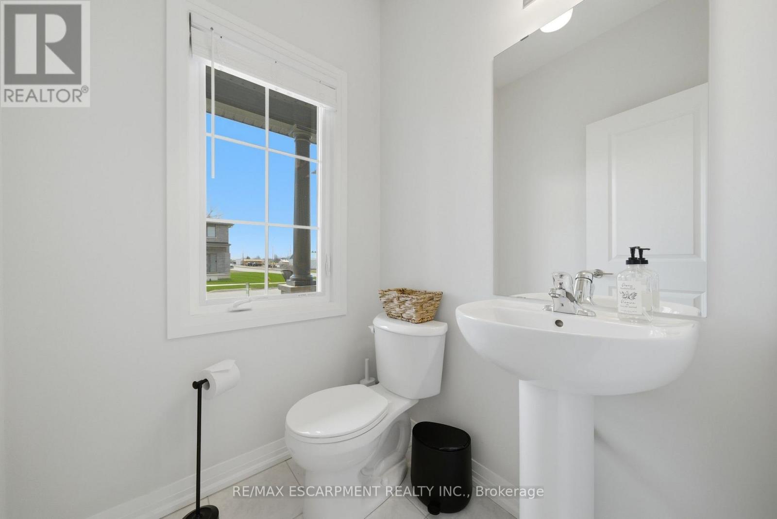 778 Bradford Avenue, Fort Erie, Ontario  L2A 0H3 - Photo 7 - X13013218