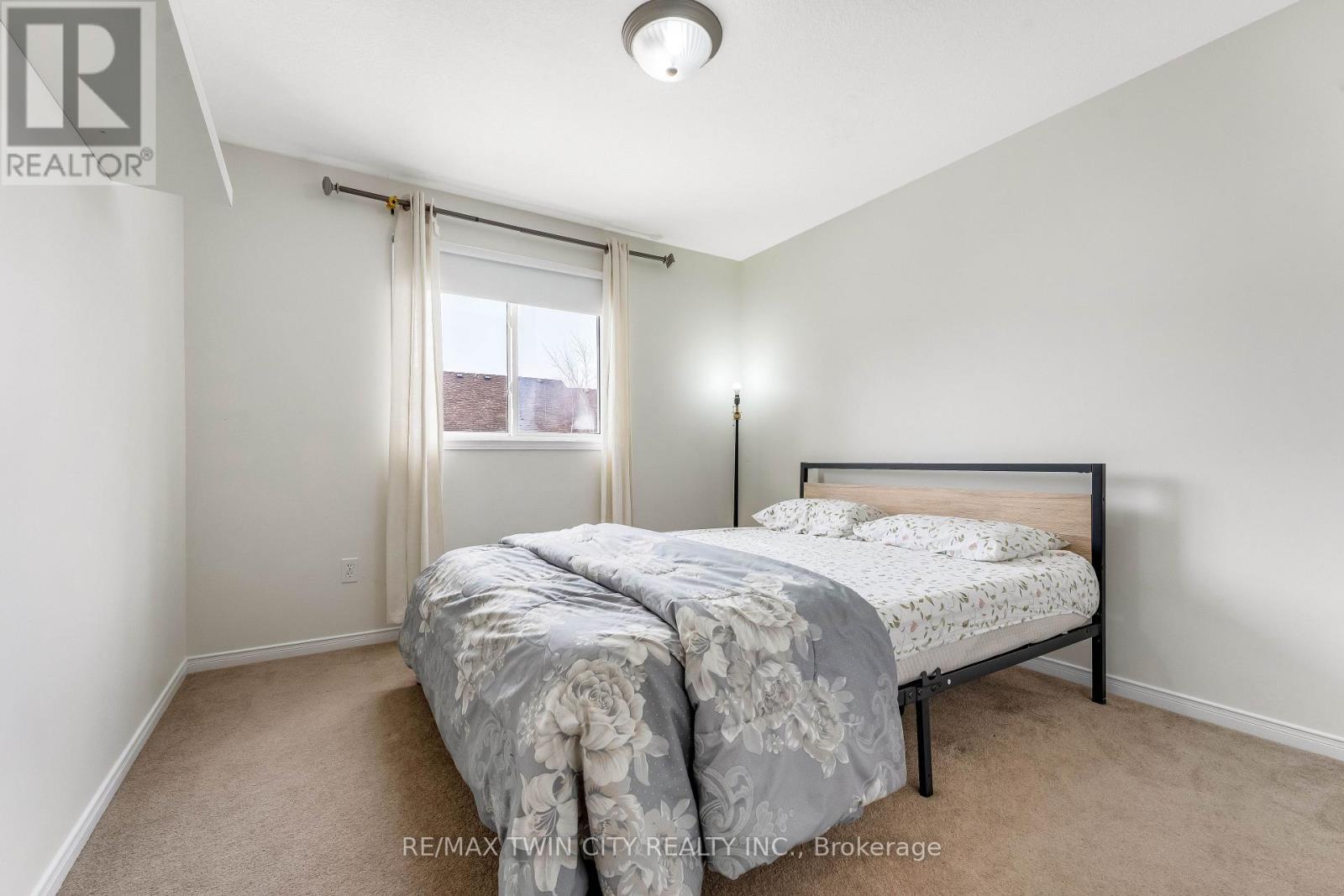 142 Dubrick Crescent, Kitchener, Ontario  N2E 4G3 - Photo 26 - X13013220