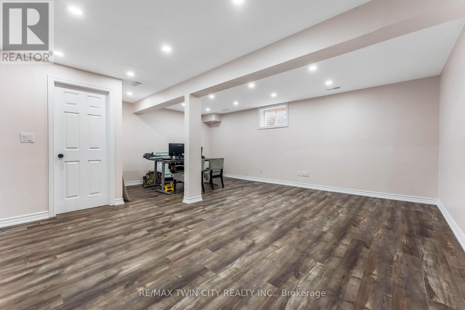 142 Dubrick Crescent, Kitchener, Ontario  N2E 4G3 - Photo 34 - X13013220