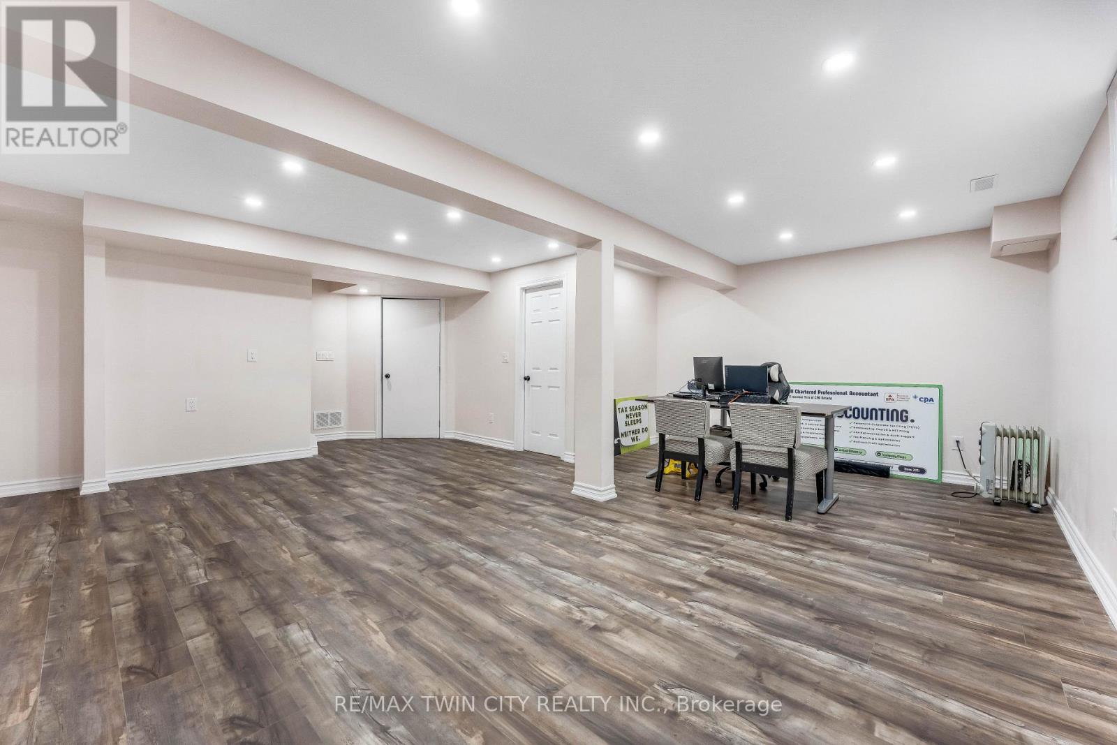 142 Dubrick Crescent, Kitchener, Ontario  N2E 4G3 - Photo 35 - X13013220