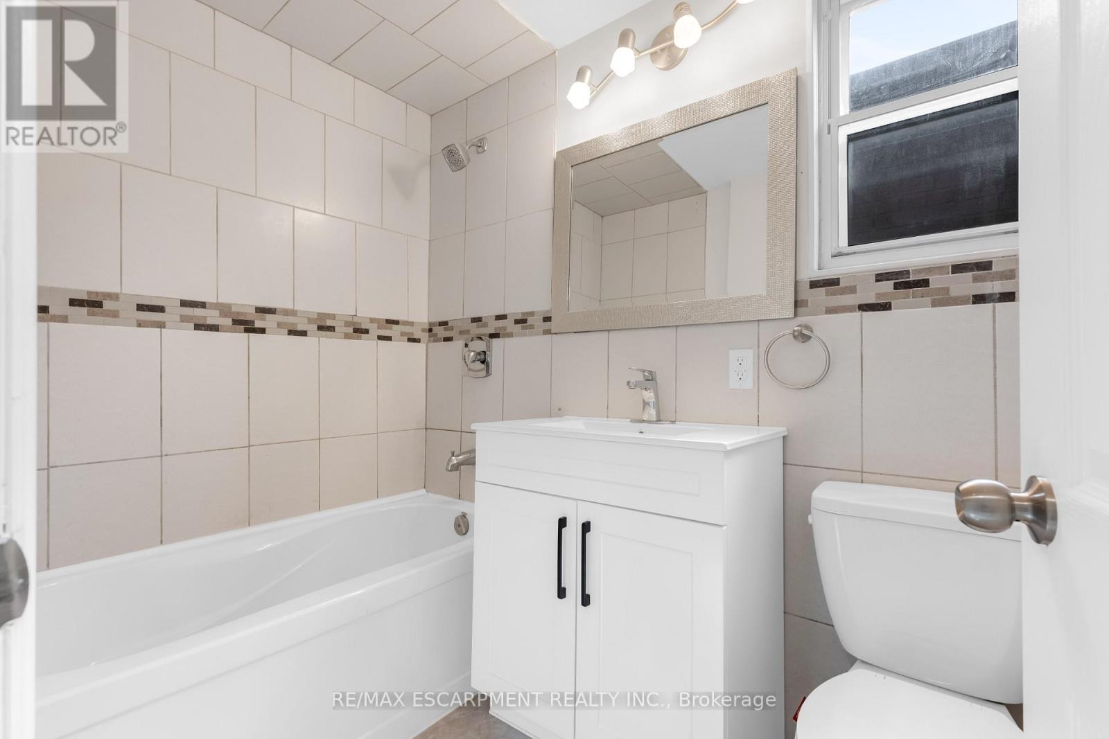 180 Mead Avenue, Hamilton, Ontario  L8H 3V1 - Photo 12 - X13013366