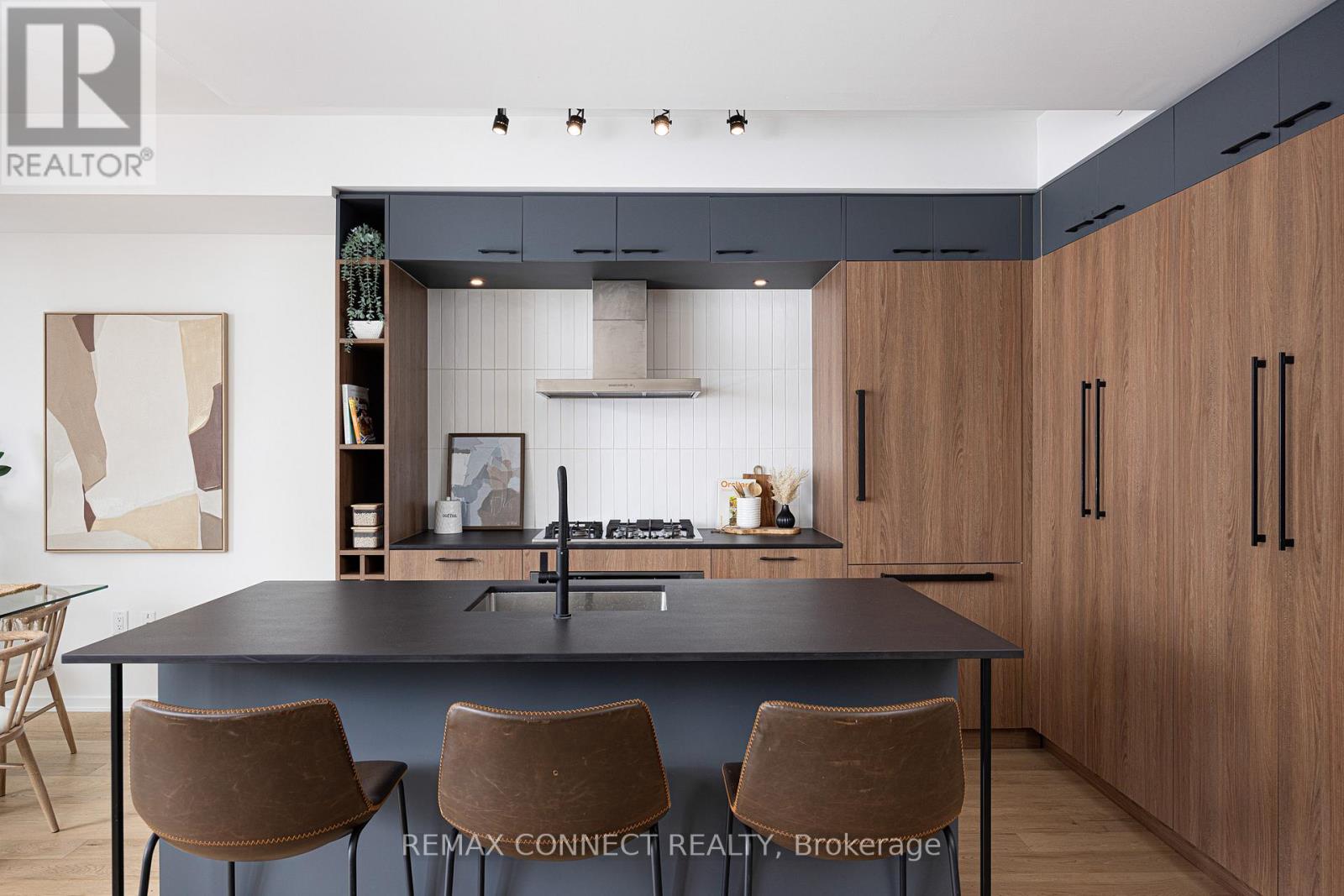 402 - 41 Dovercourt Road, Toronto, Ontario  M6J 0G6 - Photo 13 - C12976108