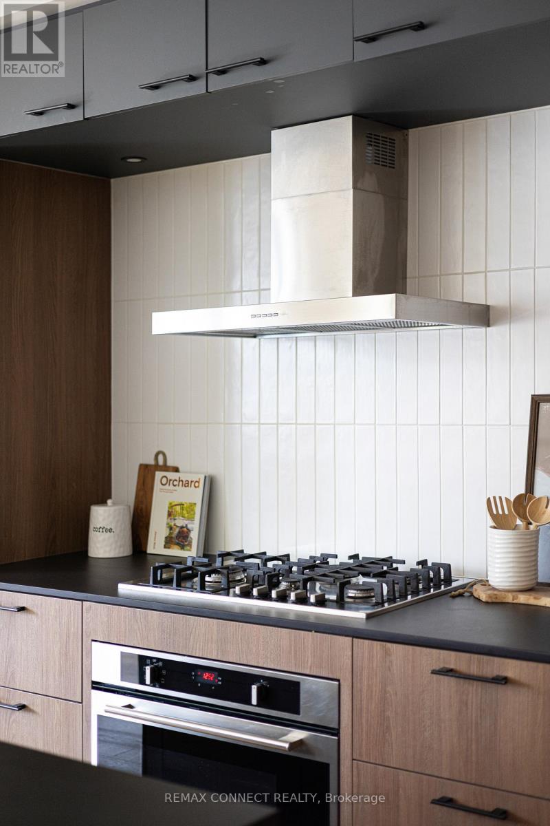 402 - 41 Dovercourt Road, Toronto, Ontario  M6J 0G6 - Photo 21 - C12976108