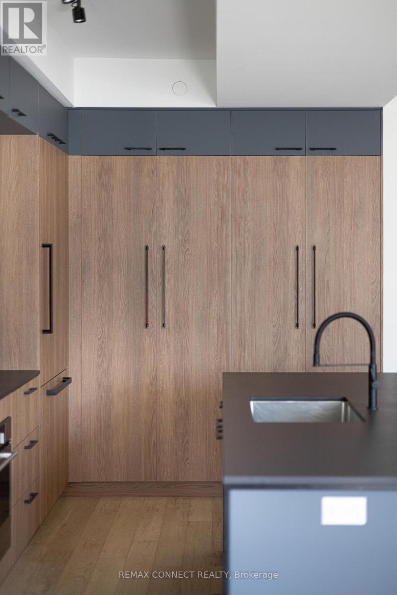 402 - 41 Dovercourt Road, Toronto, Ontario  M6J 0G6 - Photo 23 - C12976108