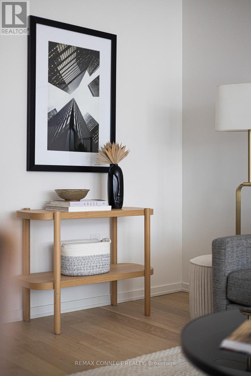 402 - 41 Dovercourt Road, Toronto, Ontario  M6J 0G6 - Photo 5 - C12976108