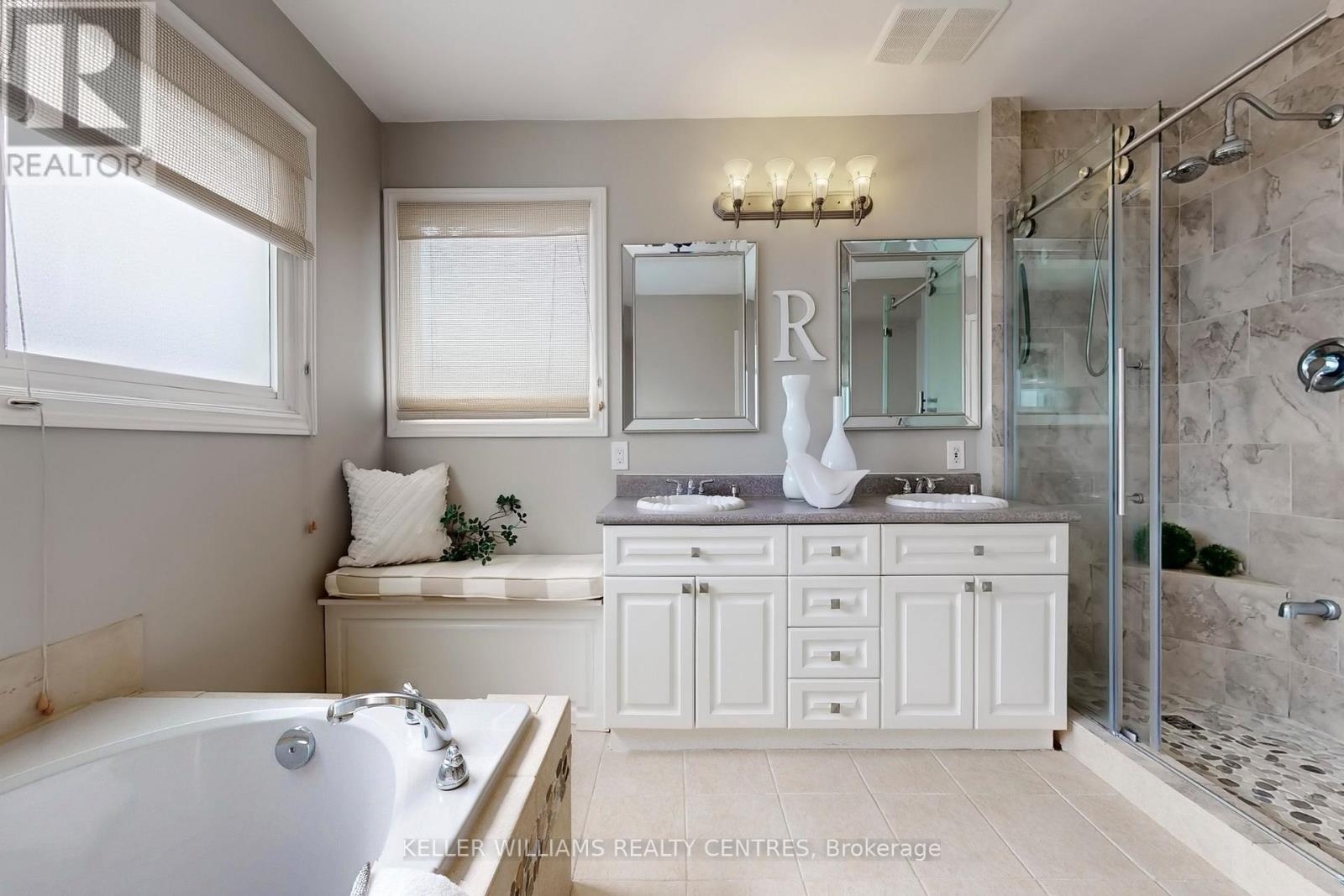 15 Beatty Crescent, Aurora, Ontario  L4G 5V2 - Photo 24 - N12922316