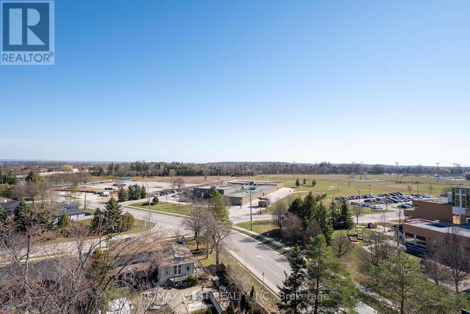 231 - 681 Yonge Street, Barrie, Ontario  L4N 4E8 - Photo 29 - S13009646