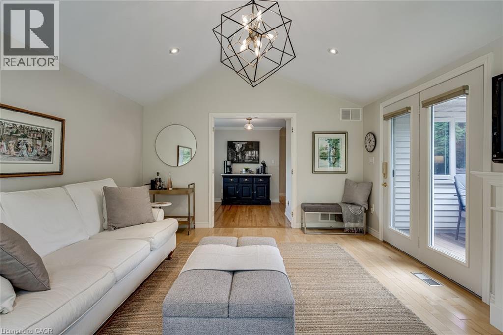 134 Little John Road, Dundas, Ontario  L9H 4H3 - Photo 21 - 40821919