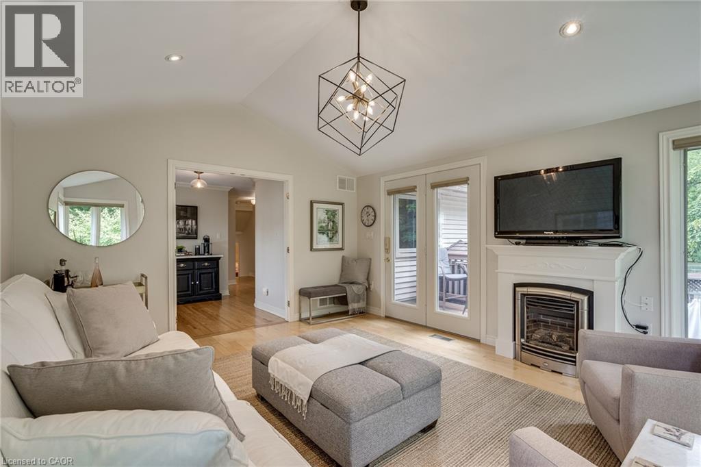 134 Little John Road, Dundas, Ontario  L9H 4H3 - Photo 22 - 40821919