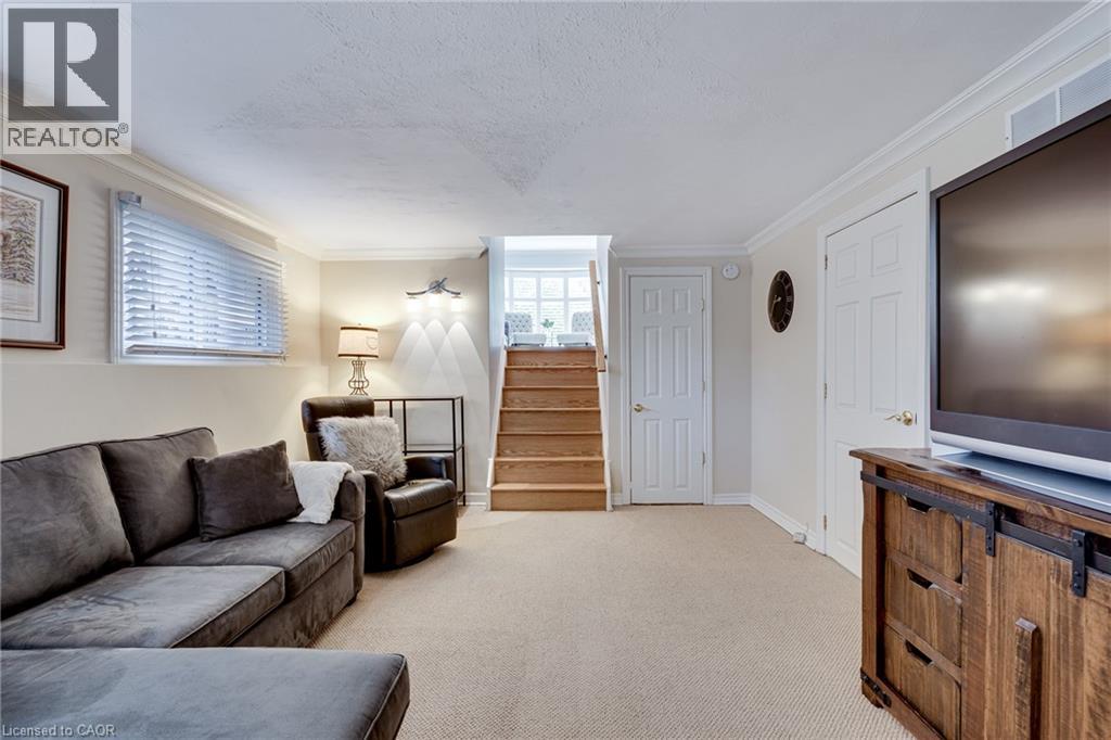 134 Little John Road, Dundas, Ontario  L9H 4H3 - Photo 32 - 40821919