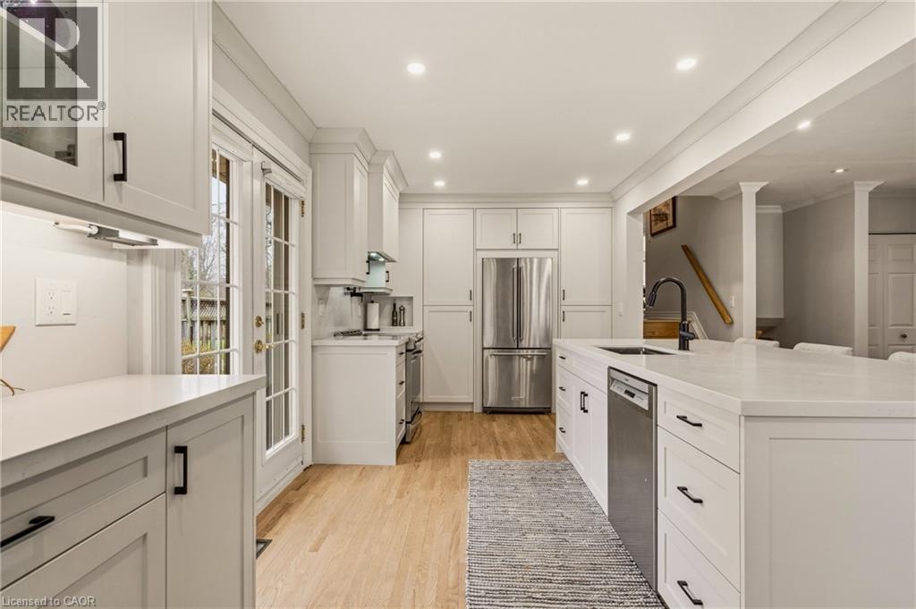 134 Little John Road, Dundas, Ontario  L9H 4H3 - Photo 8 - 40821919