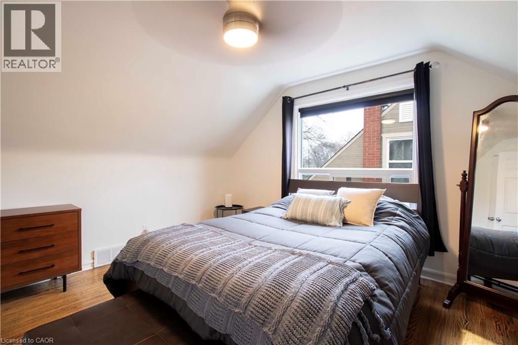 149 E 34th Street, Hamilton, Ontario  L8V 3W7 - Photo 26 - 40821836