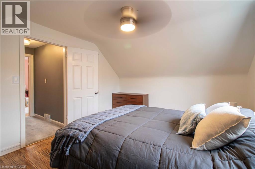 149 E 34th Street, Hamilton, Ontario  L8V 3W7 - Photo 28 - 40821836