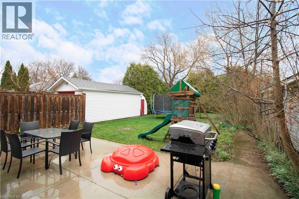 149 E 34th Street, Hamilton, Ontario  L8V 3W7 - Photo 39 - 40821836