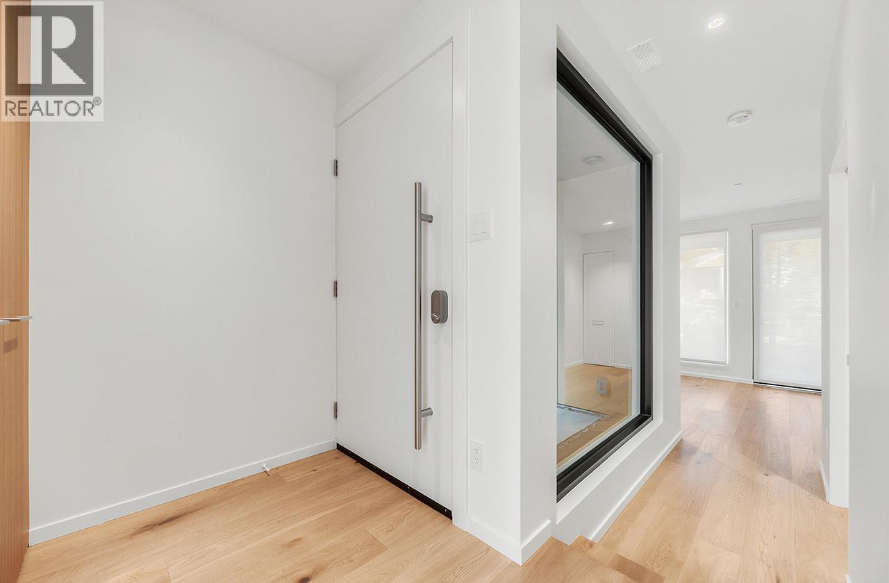 2180 E 13th Avenue, Vancouver, British Columbia  V5N 2C4 - Photo 8 - R3111496