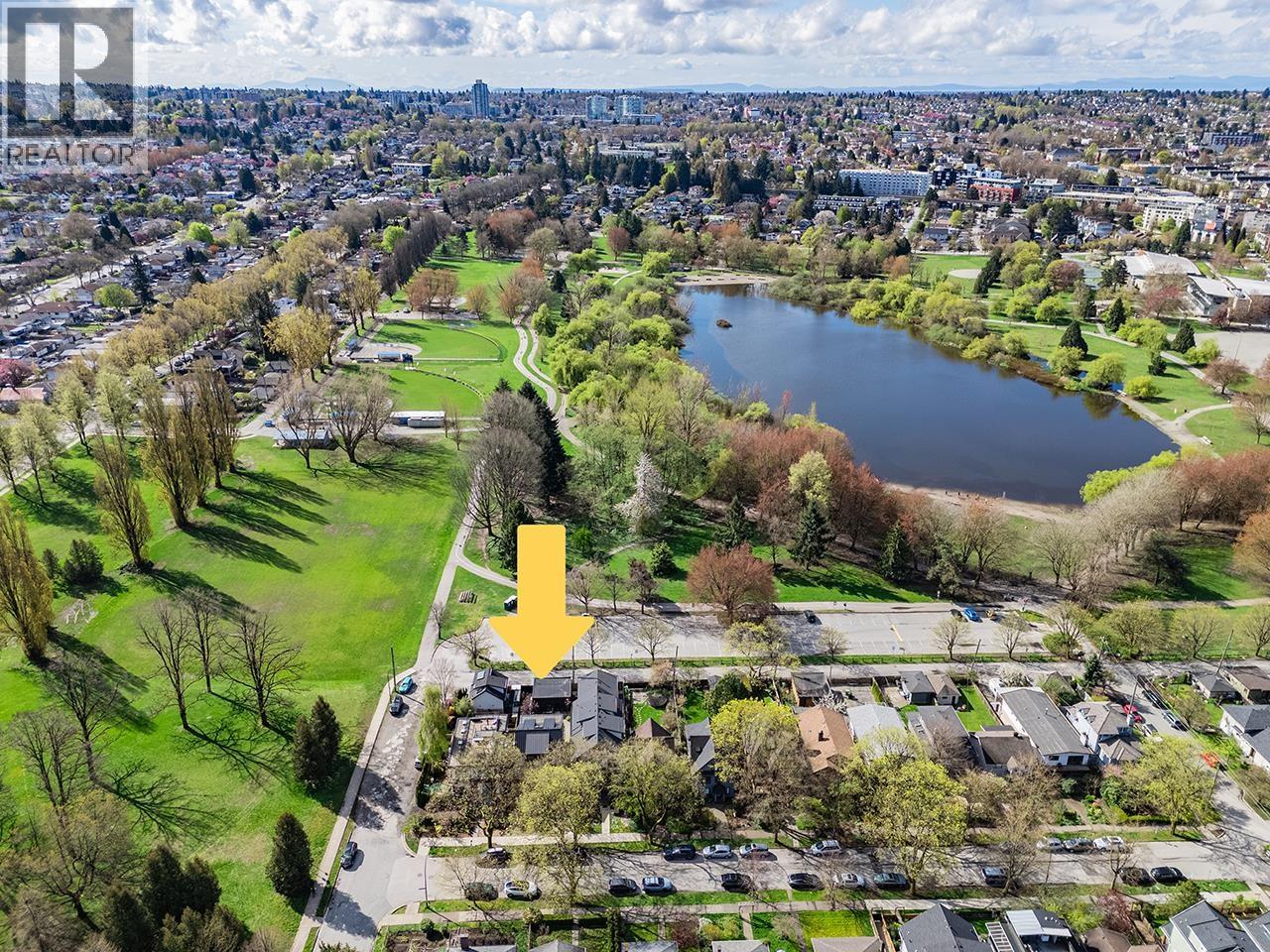 2180 E 13th Avenue, Vancouver, British Columbia  V5N 2C4 - Photo 3 - R3111496